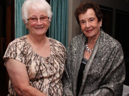Ruth Hogan of Lifetime Care Hospice of Rochester, New York, with Zululand Observer MD Reg Anthony, a staunch Hospice supporter since its inception