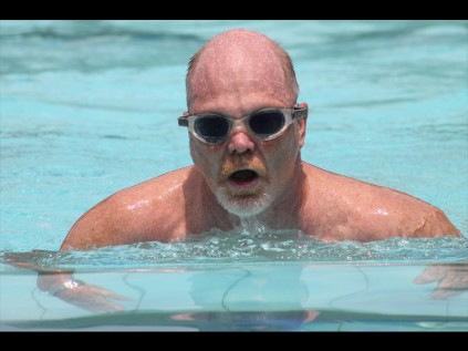 Hugo 'Grumpy' Stewart managed to complete his 40 widths in 23 minutes and 28 seconds