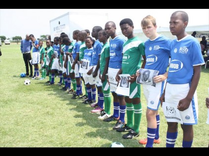 Paying tribute to their friend and soccer team mate Simphiwe Ngubane were the FC Heroes Academy U15 squad