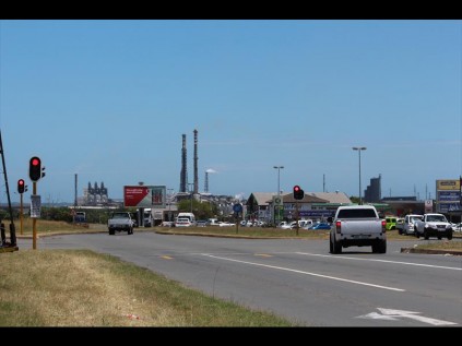 1/3 Clearly plenty of time to stop but no such thought by this driver