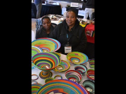 Having started off selling their soft wire products at non-profit company Zikulise Skills Development Centre, Mbali and Bongi Nxumalo now run a SMME in Durban and eShowe