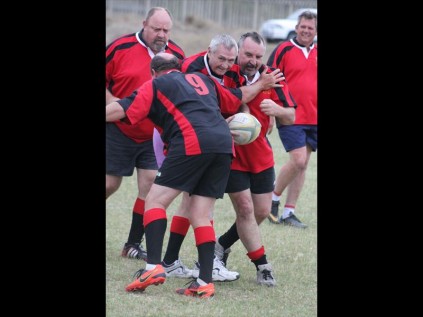 Kobus de Meyer was the oldest player on the field, but scored two tries