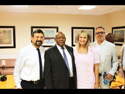 Dr Christian Stoyanov, Dr Ben Ngubane, Joan Stoyanov and Rakesh Kalyan at the launch of the new radiological equipment at Life Empangeni Garden Clinic