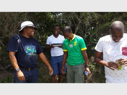 The outing gave local enthusiasts the opportunity to get to know each other. Sifiso Sibiya, Dr Lindo Mathenjwa and Dr Thulani Mngomezulu  share an 'off-the-road' moment with CJD Sales Executive Anele Ndimande