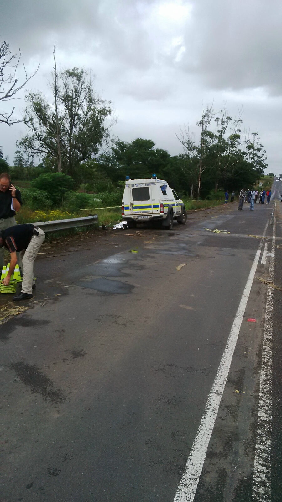 The scene on the R102 where a Gingindlovu police officer was gunned down
