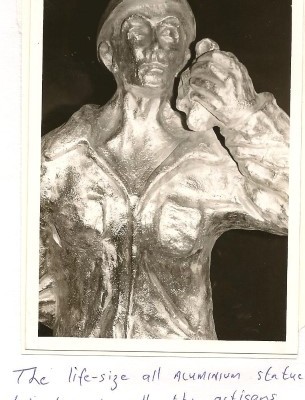 The all-aluminium statue in Richards Bay honours all artisans in (Small)