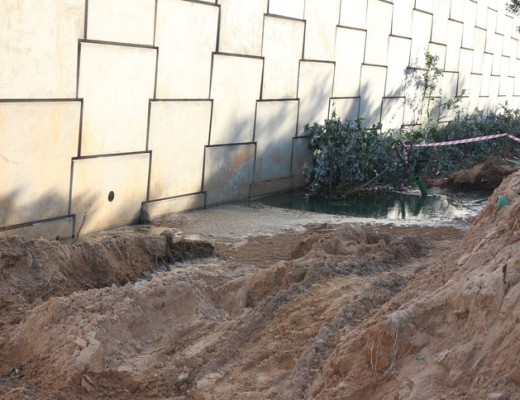 d2706waterleak008_41668_tn
